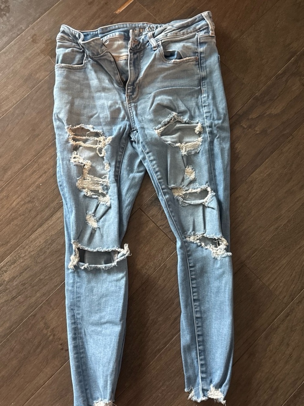 American Eagle Outfitters Light Blue Ripped Skinny Jeans for Women